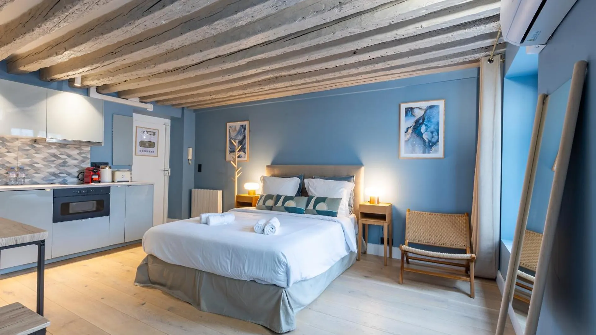Coeur De - Grand Climatise 3 Br Apartment Paris
