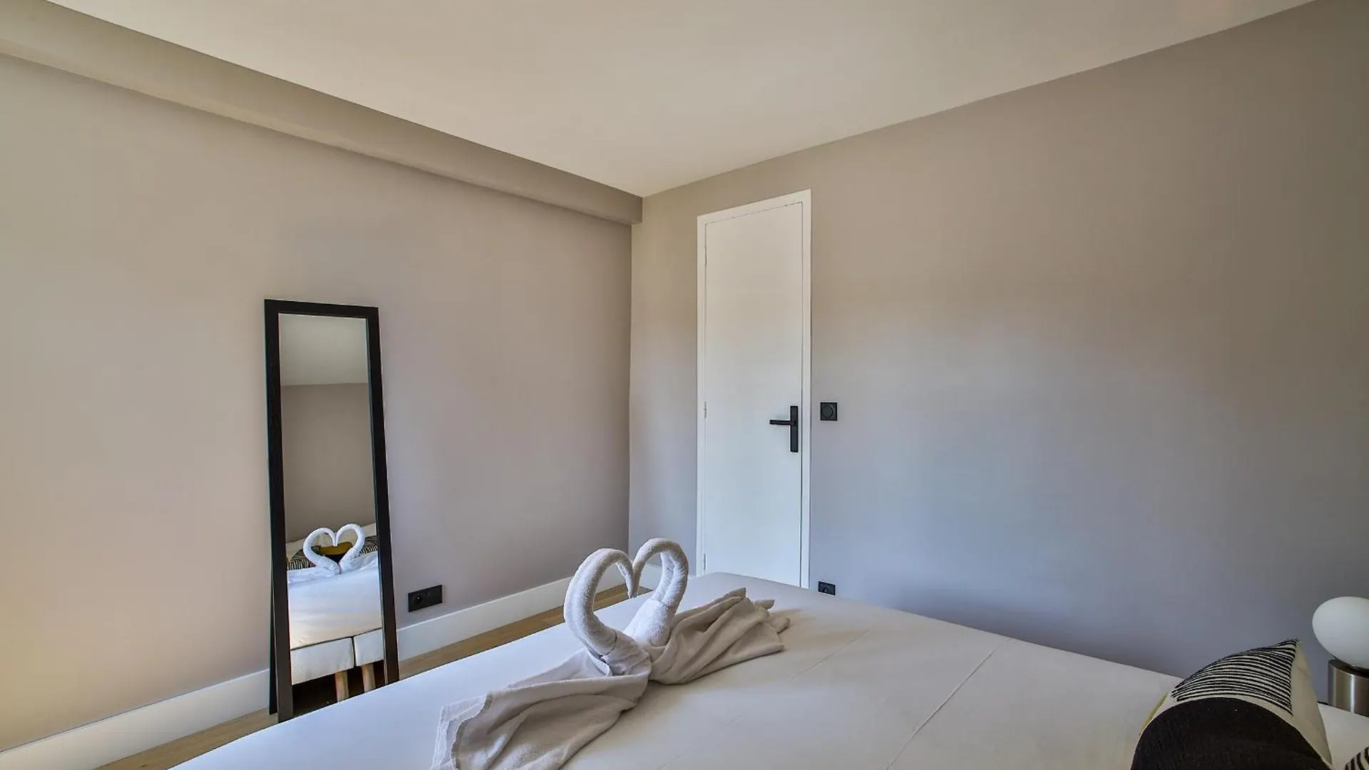 Apartment Coeur De - Grand Climatise 3 Br Paris