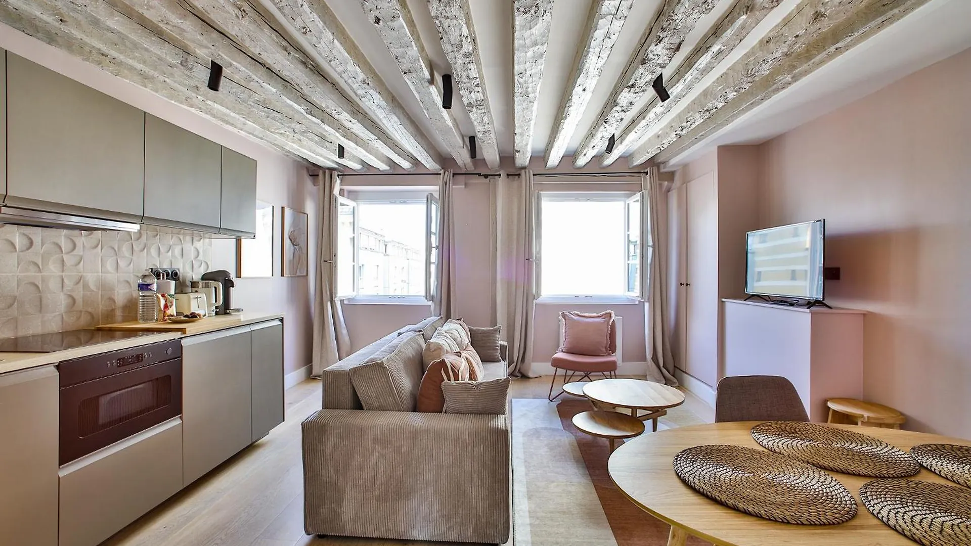 Apartment Coeur De - Grand Climatise 3 Br *